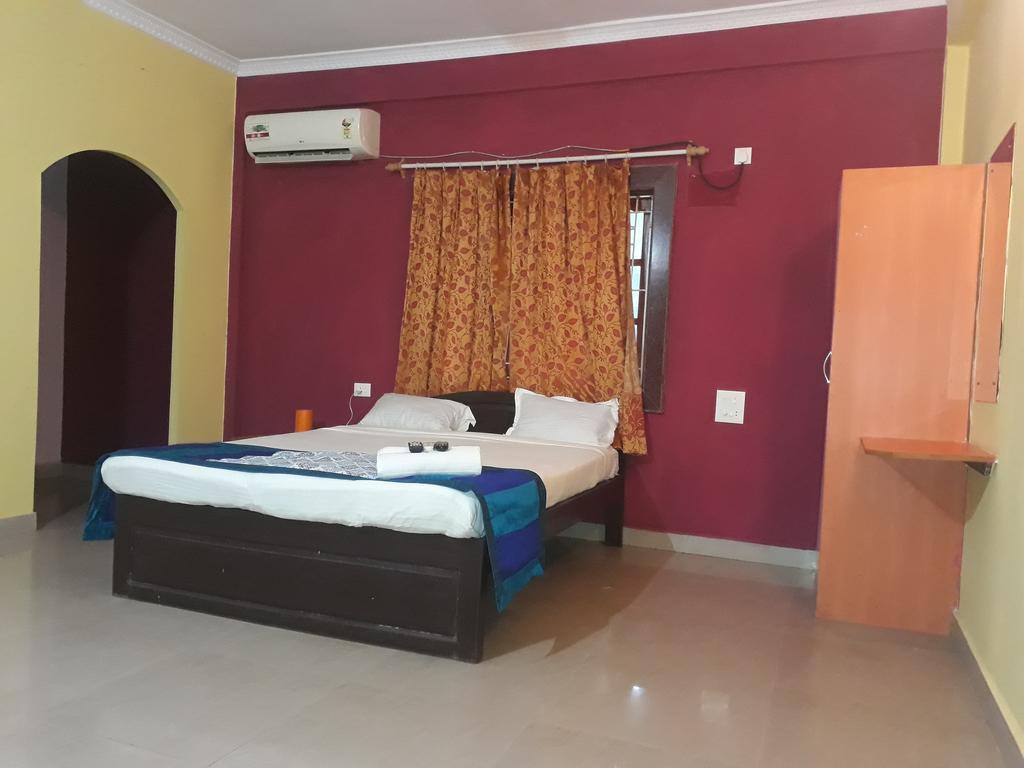 Midguard Sea View Otel Eski Goa Dış mekan fotoğraf
